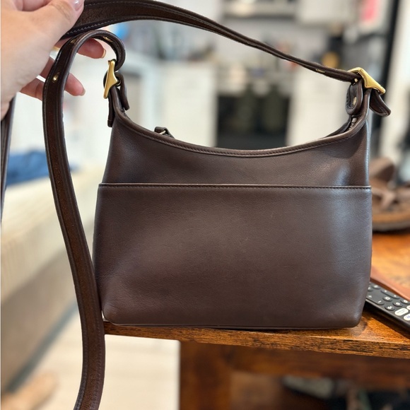 Brown Coach legacy zip 9136 - Picture 1 of 3